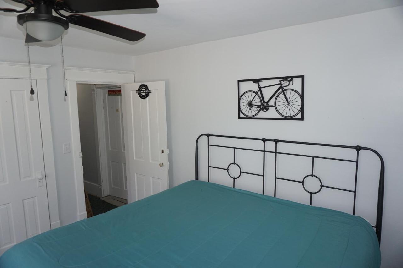 Charlevoix House - The Northside Bed & Breakfast Ngoại thất bức ảnh