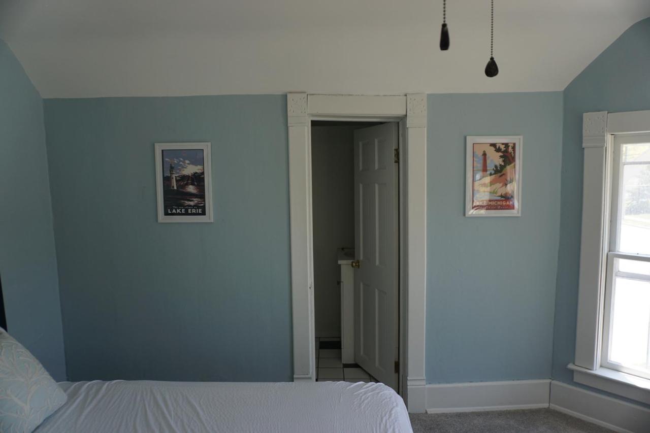 Charlevoix House - The Northside Bed & Breakfast Ngoại thất bức ảnh